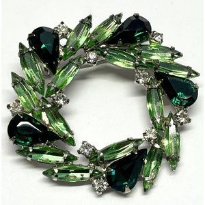 Vintage Green Rhinestone Wreath Brooch Pin